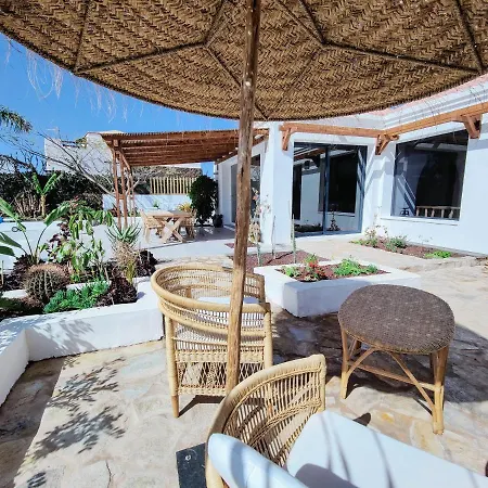 Villa No 23 Lajares, The Bali House *