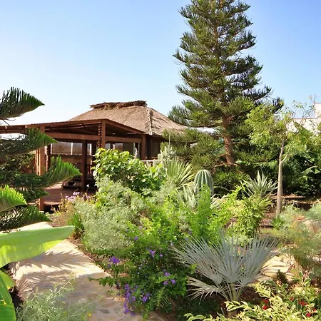 No 23 Lajares, The Bali House Villa *