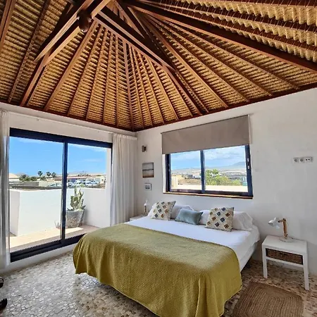 No 23 Lajares, The Bali House La Oliva