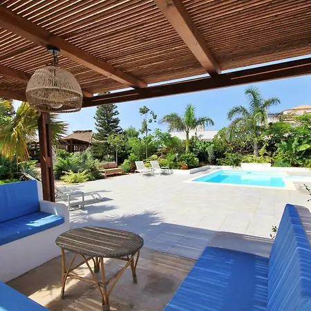 No 23 Lajares, The Bali House Villa